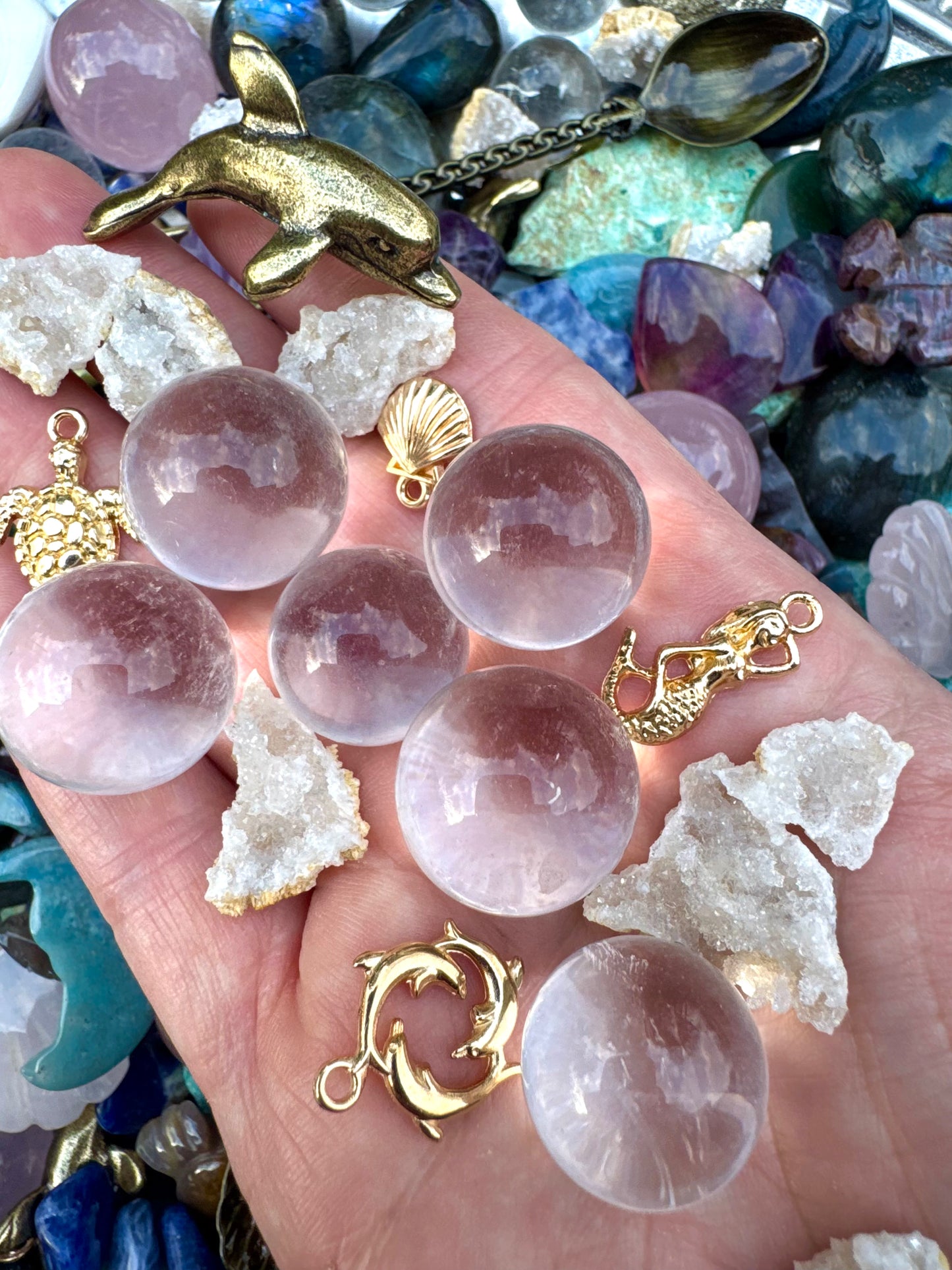 Mermaid Cove Crystal Scoops *mermaid carving in every scoop*