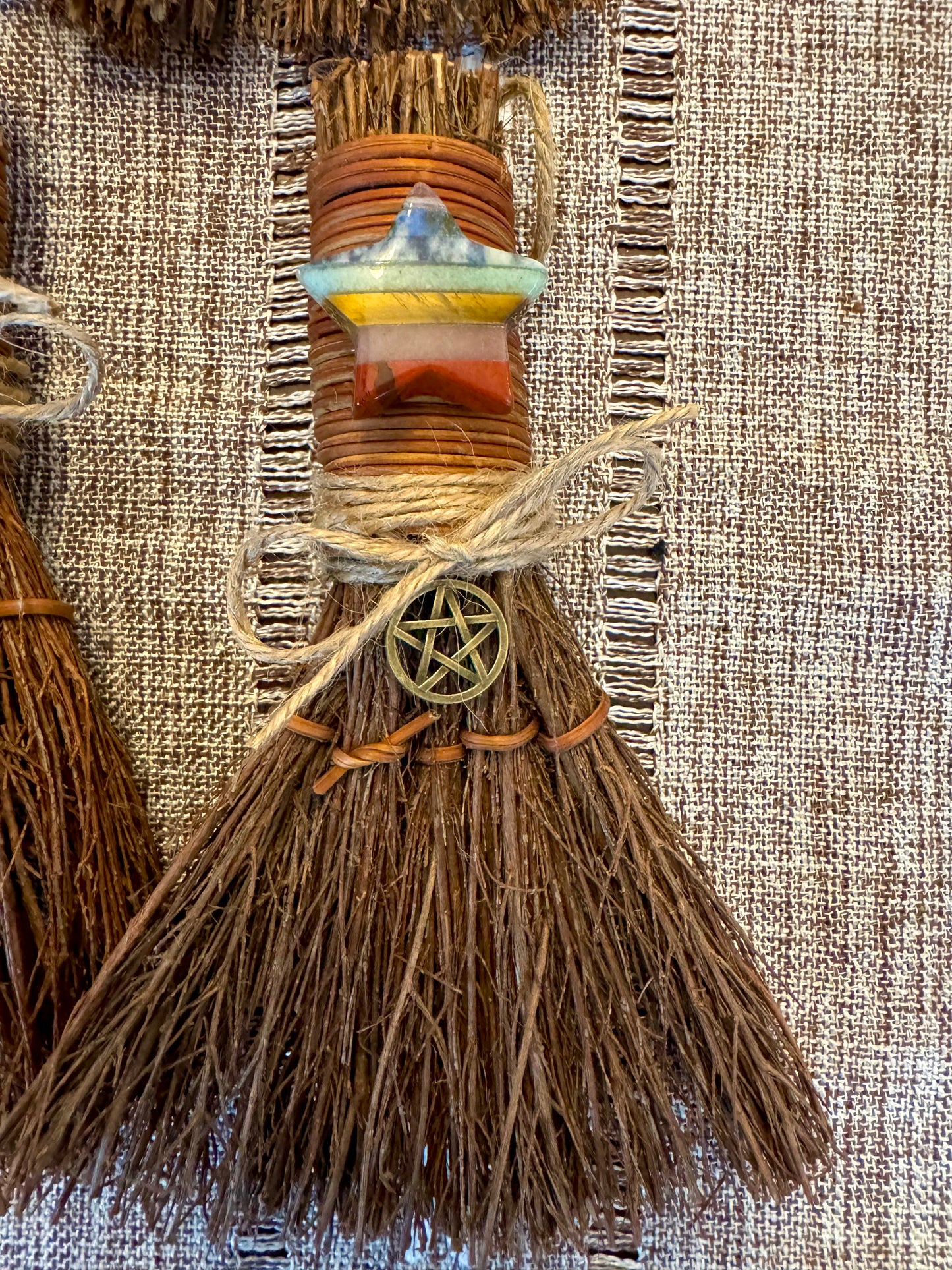 Besoms Cinnamon Brooms 6”
