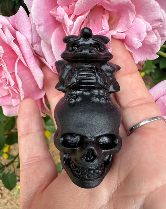 Obsidian Skull with Baby Dragon
