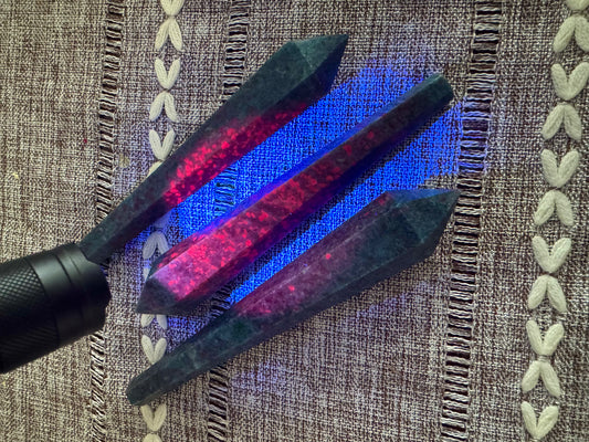Ruby in Kyanite Wand UV Reactive