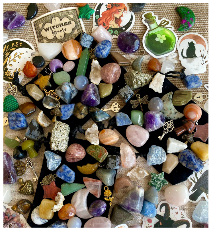 Mystery Tumbles Gift Box Premium Assorted Crystals & Rocks Confetti